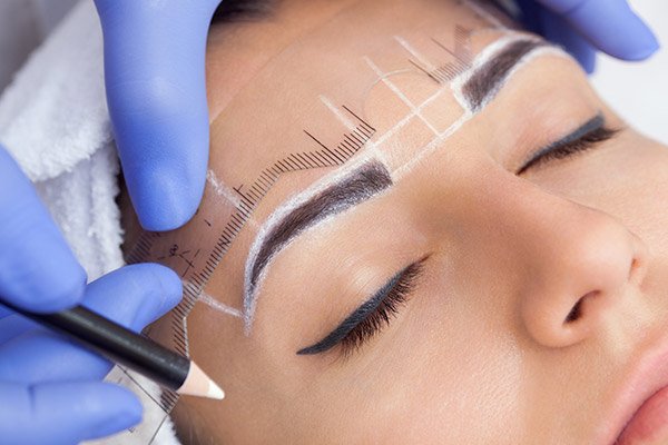 How Soon Can You Wear Makeup After Eyebrow Hair Transplant?